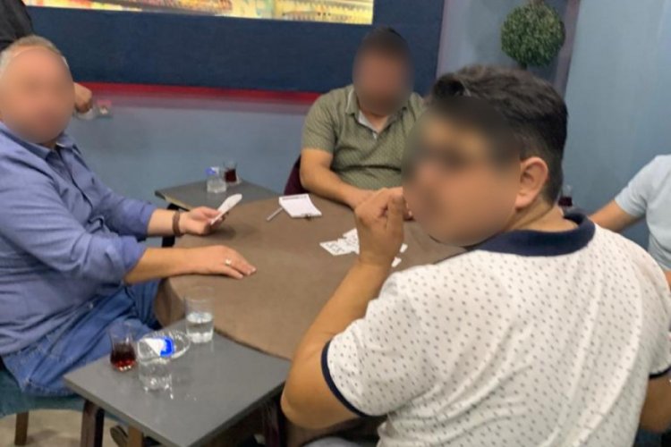 Bursa'da kahvehaneye baskın: 36 bin TL ceza kesildi