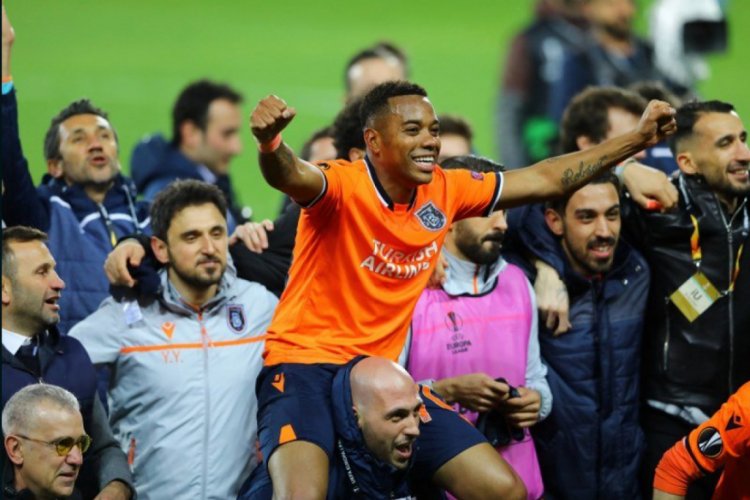 Robinho anlaşması Santos'a pahalıya patladı!