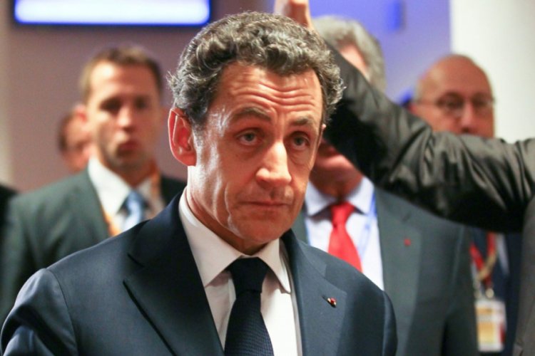 Sarkozy ''suç örgütü kurmakla'' suçlanıyor