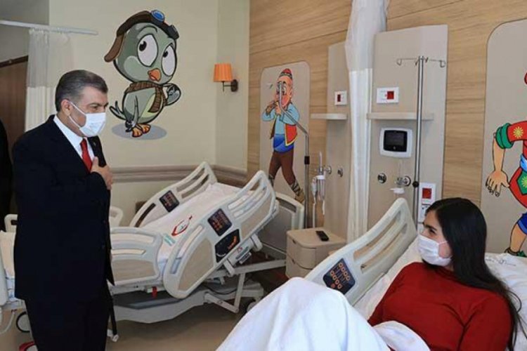 Bakan Koca, Erzurum Şehir Hastanesi'ni ziyaret etti