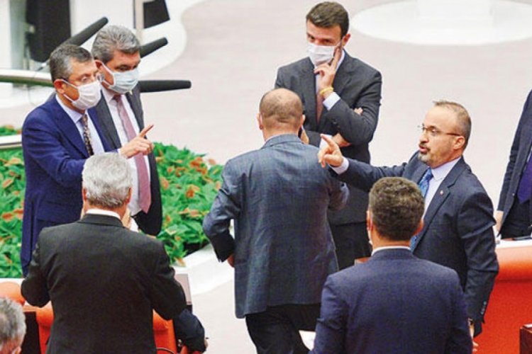 Meclis'te tezkere gerginliği!
