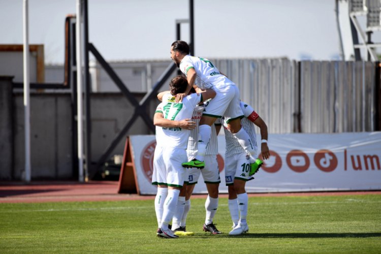 Timsah, Balıkesirspor'u ağırlıyor