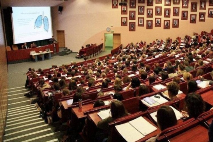 'Üniversiteler kasım ayında yüz yüze eğitime geçebilir' iddiası