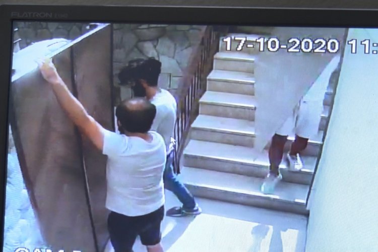 Bursa'da nakliyeciyle parada anlaşamayınca eşyalarına el koyulduğunu iddia etti