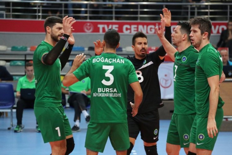 Ziraat Bankkart-Bursa Büyükşehir Belediyespor maçına koronavirüs ertelemesi