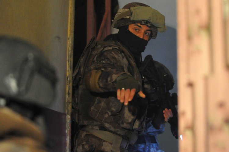 Bursa dahil 5 ilde FETÖ operasyonu: 12 gözaltı