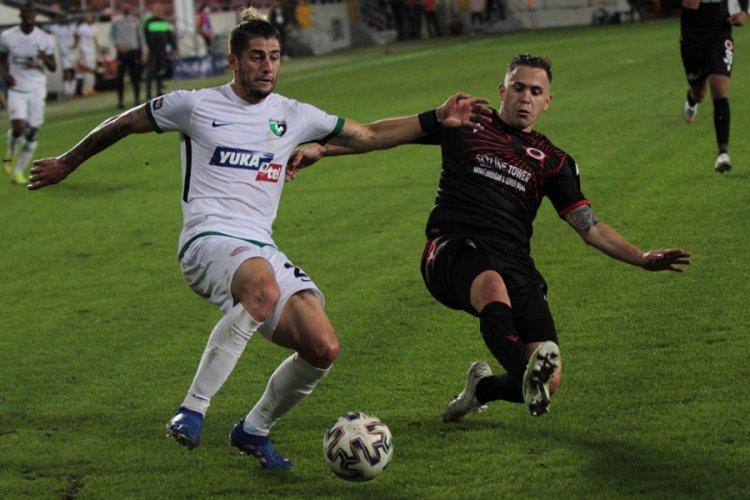 Denizlispor deplasmanda Gençlerbirliği'ni 2-1 yendi