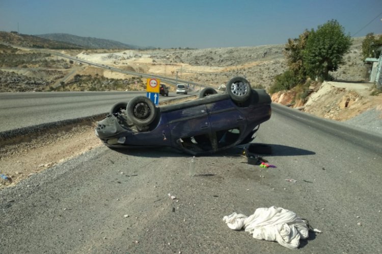 Adıyaman'da otomobil takla attı