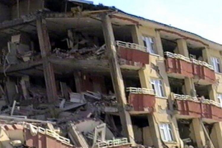Van depreminden 9 yıl sonra yeni görüntüler ortaya çıktı