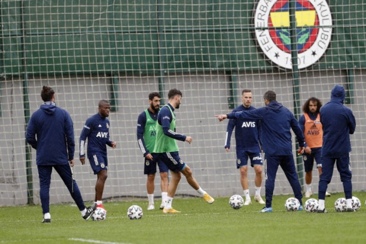 Fenerbahçe'de Trabzonspor mesaisi başladı