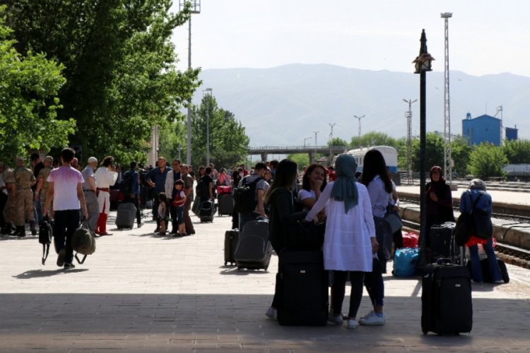 İkinci çeyrekte 5,3 milyon kişi seyahate çıktı