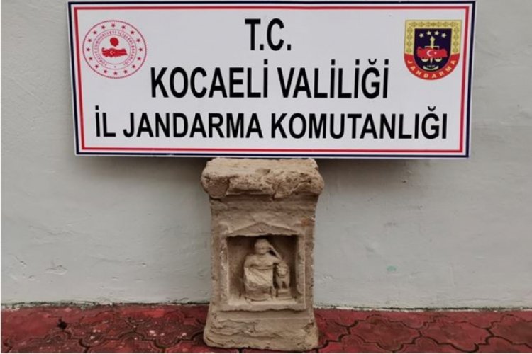 Roma dönemine ait Kybele sunağı ele geçirildi