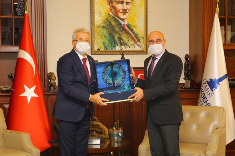 Bursa Nilüfer Belediye Başkanı Erdem'den Soyer'e ziyaret