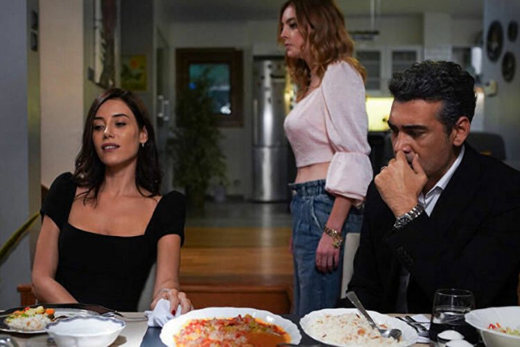 Sosyal medyada gündeme oturdu: 'İnsan aynı anda niye iki kadını sevemesin?'