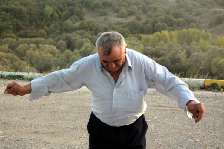 Müzik duyunca oynamadan duramıyor