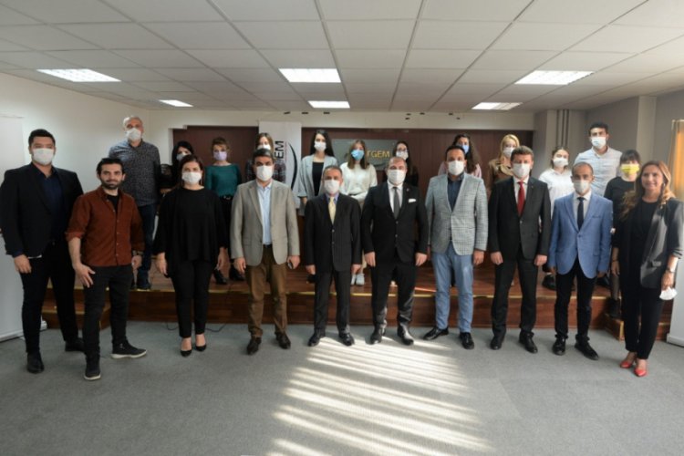 Gazeteci adayları sertifikalarını aldı