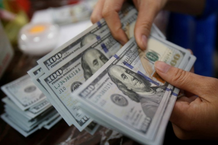 Merkez faizi sabit tuttu, dolar uçtu!