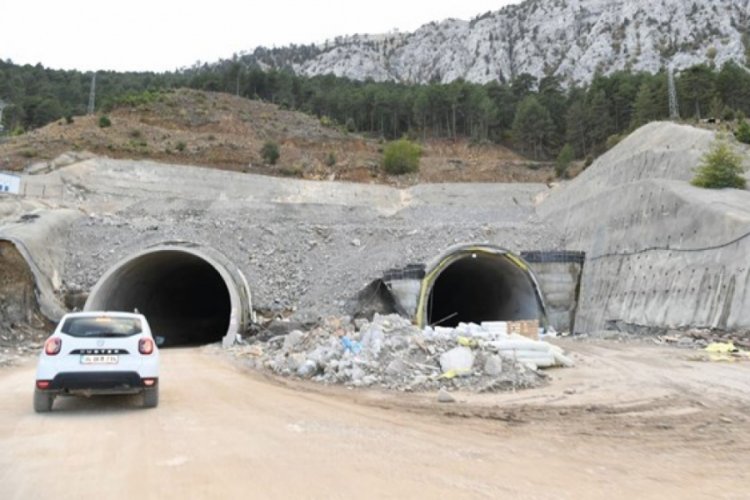 Konya-Antalya yolunu 26 km daha kısaltacak tünelde sona geliniyor