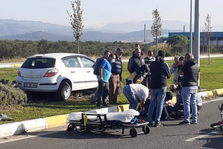 Otomobilin çarptığı motosikletin sürücüsü öldü