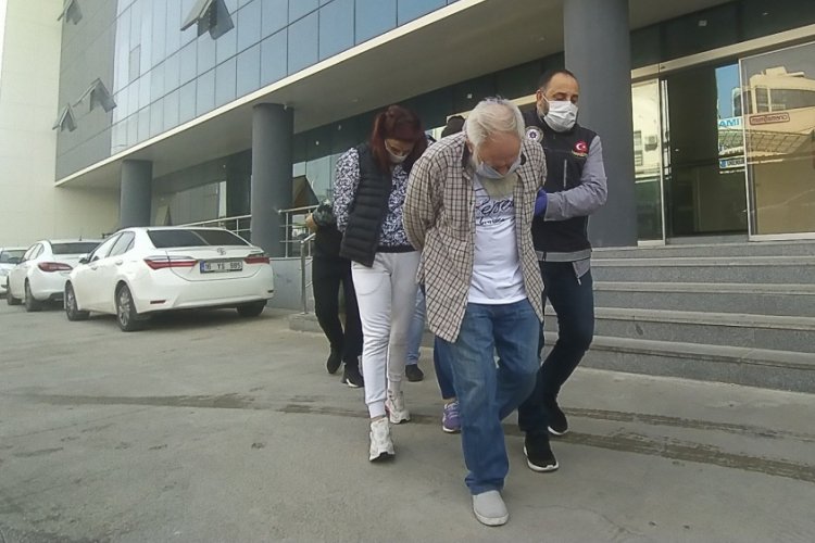 Bursa'da 70'lik dedenin üzerinden 400 gram esrar çıktı