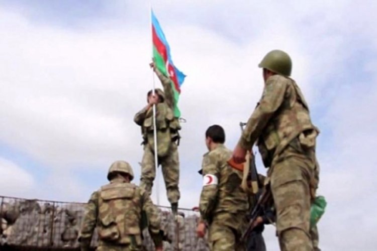Azerbaycan, Ermenistan'a ait savaş uçağını düşürdü