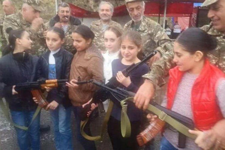 Azerbaycan duyurdu: Ermenistan çocuk asker kullanıyor