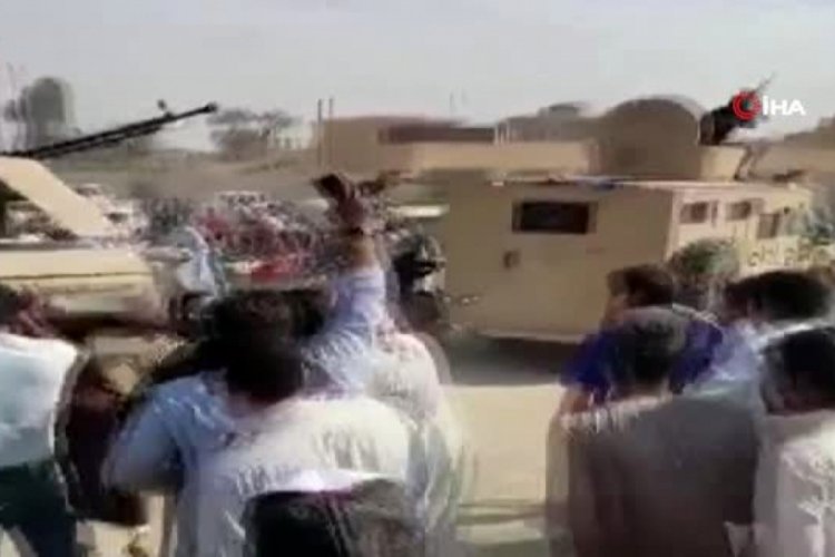 Fransa'yı protesto eden sivillere PKK/YPG'li teröristler ateş açtı