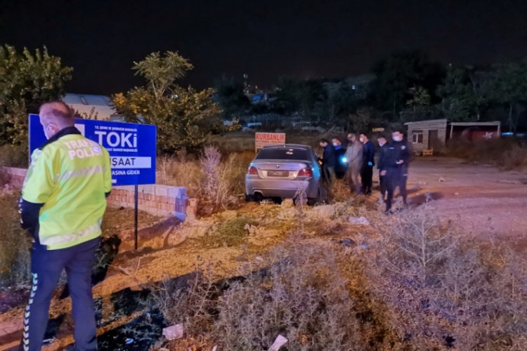 Şüpheli araç polisi alarma geçirdi