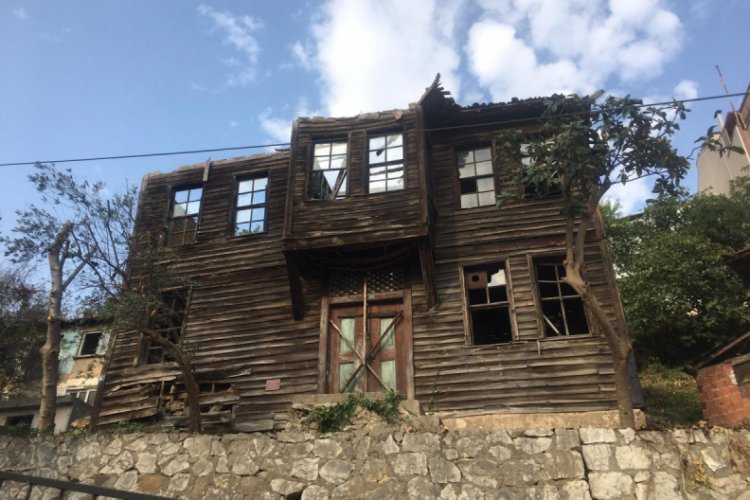 Hulusi Kentmen'in evi restore ediliyor