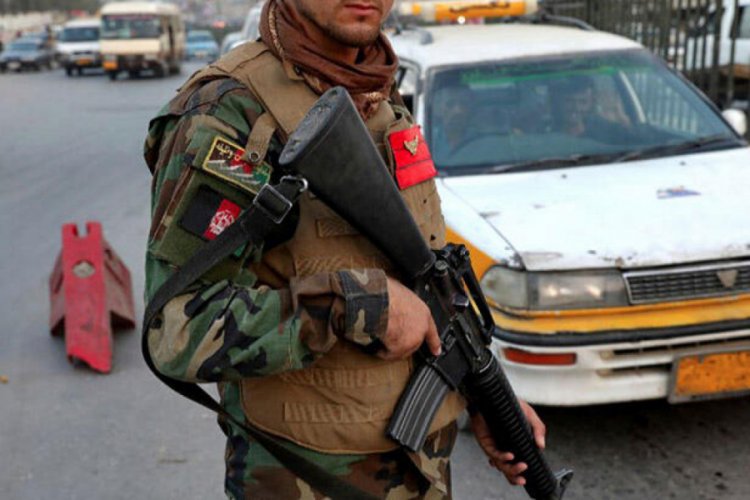 Afganistan'da polis merkezine bombalı ve silahlı saldırı: 2 ölü