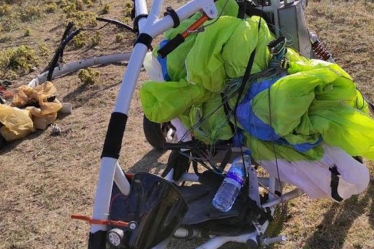 İki teröristin Amanoslar'a geldikleri paramotor ele geçirildi