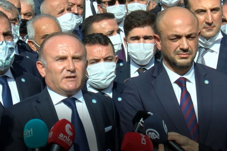 İYİ Parti'de il başkanları, Özdağ'ın ihracı için dilekçe verdi
