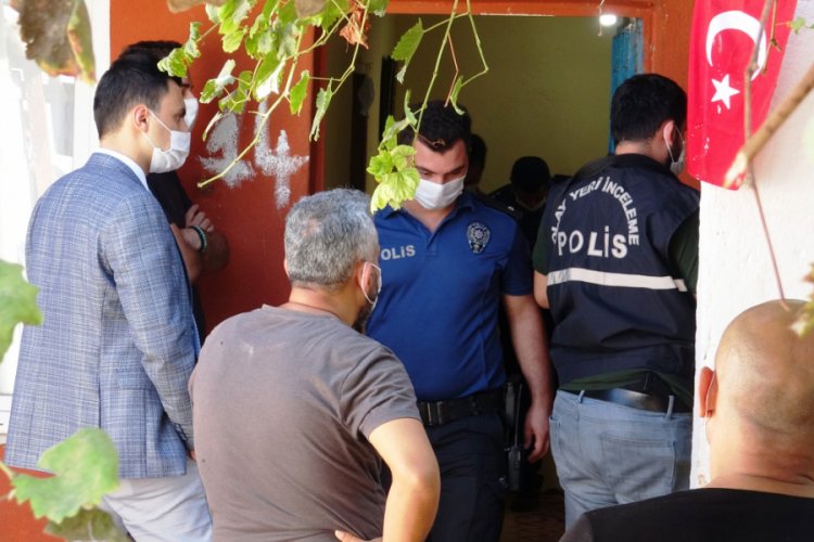 Kolunda enjektörle ölü bulundu
