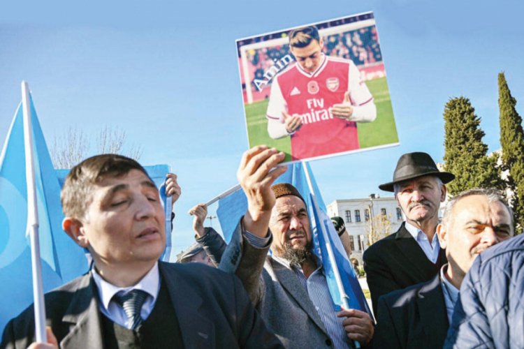 Mesut Özil'e 'Çin işkencesi'