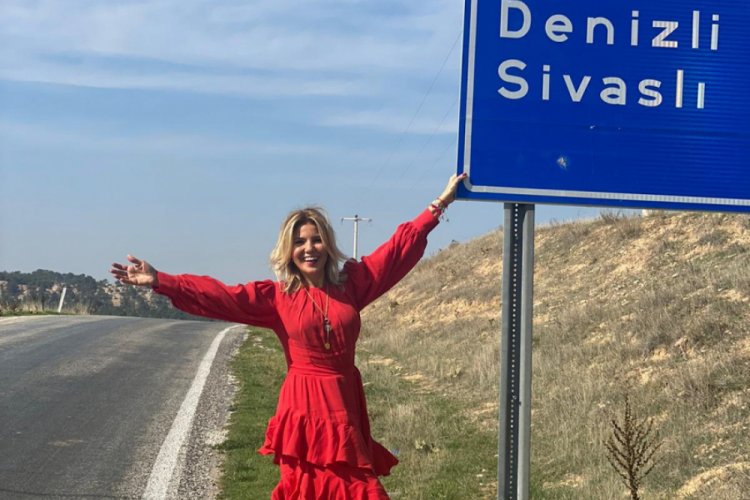 Gülben Ergen Denizli'de