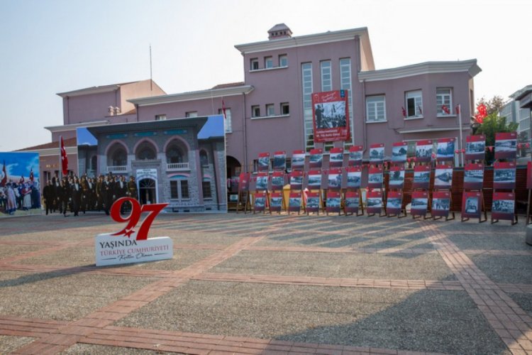 Bursa'da 29 Ekim Cumhuriyet bayramı coşkuyla kutlanıyor