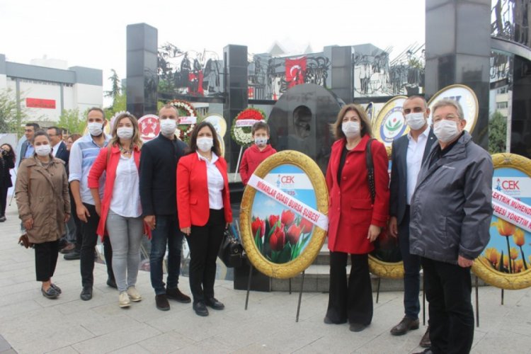 Bursa'da Mimarlar Odası'ndan Cumhuriyet kutlaması