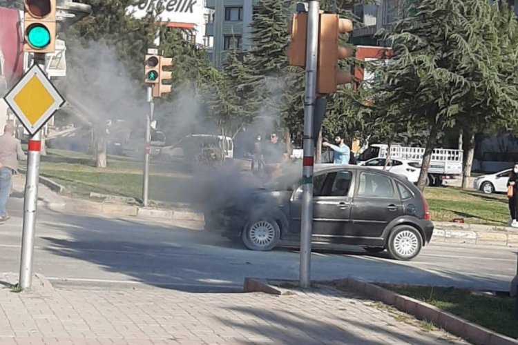 Elazığ'da araç yangını