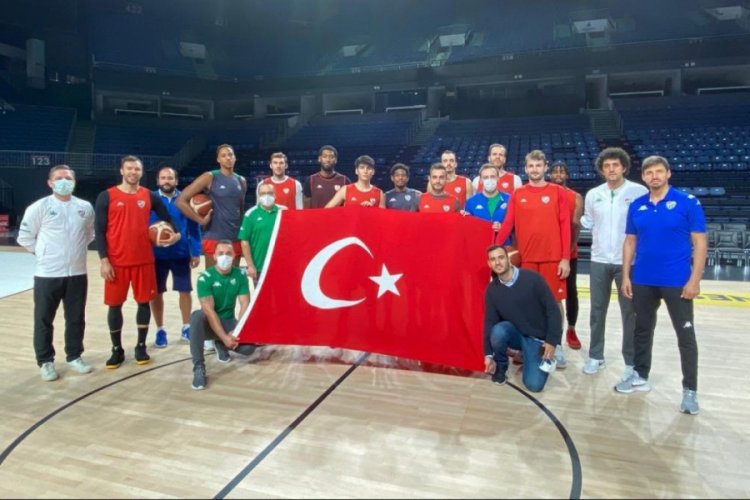 Frutti Extra Bursaspor Cumhuriyet Bayramı'nı kutladı