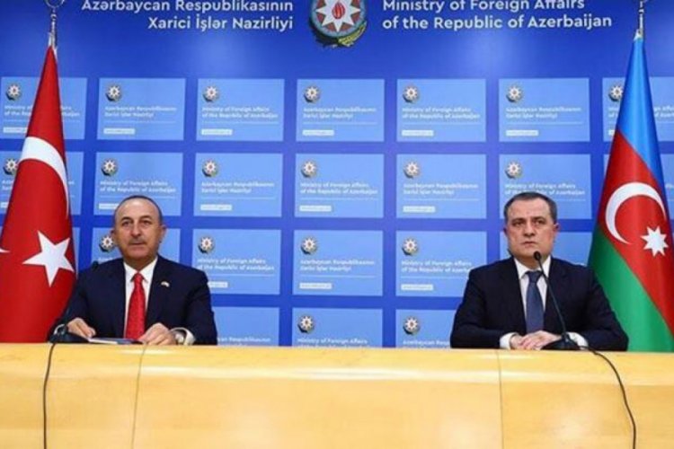 Bakan Çavuşoğlu, Azerbaycanlı mevkidaşıyla görüştü