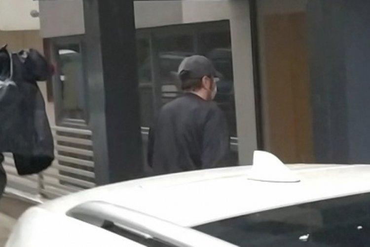 Cezaevinden çıkan Halil Sezai Kadıköy'deki evine geldi