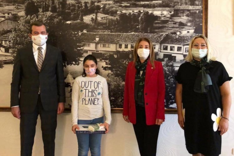 Gürsu Belediyesi'den 'Askıda tablet' kampanyası