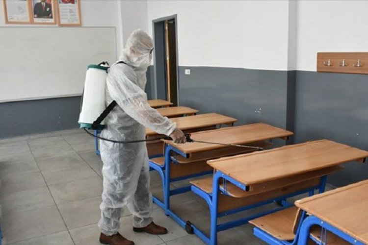 Okullarda yüz yüze eğitimde üçüncü aşama yarın başlıyor
