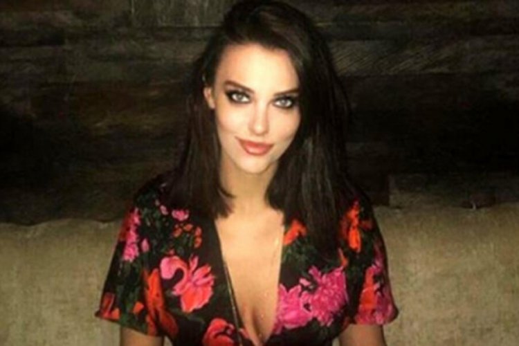 Oyuncu Tuvana Türkay duyurdu: COVID19 testim negatif!