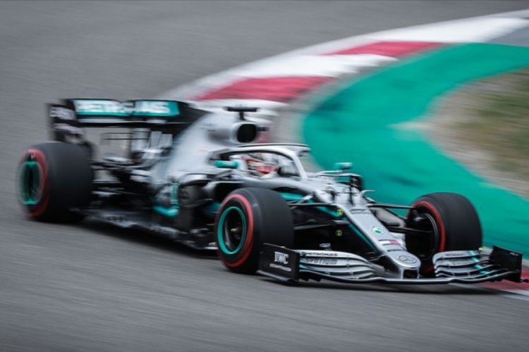 F1 Emilia-Romagna Grand Prix'sini Hamilton kazandı