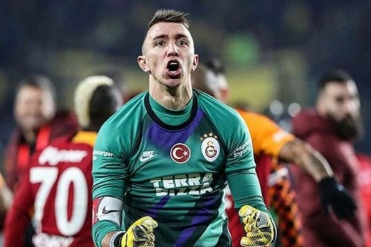 Fernando Muslera'dan haber var