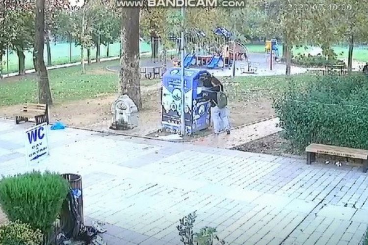 Bursa'da otobüsten laptop çantası çaldı yardım kutusuna bıraktı