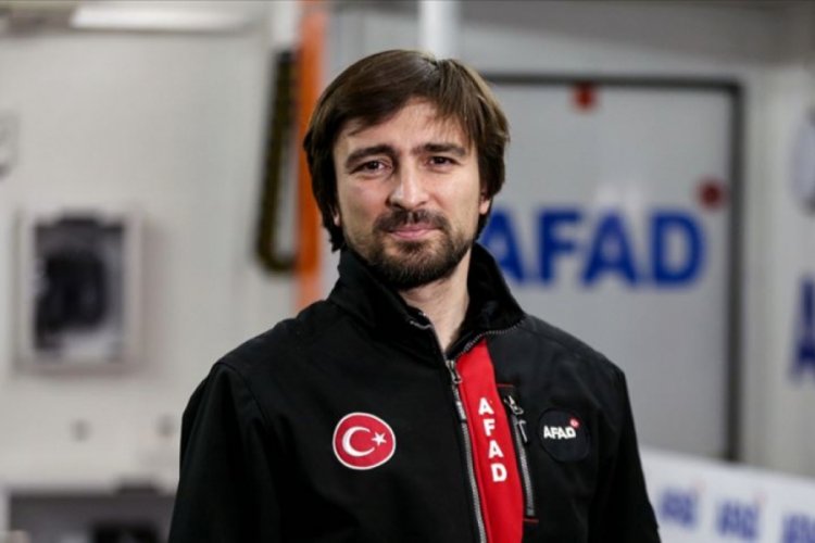 AFAD Başkanı Güllüoğlu'ndan depremzedelere çağrı