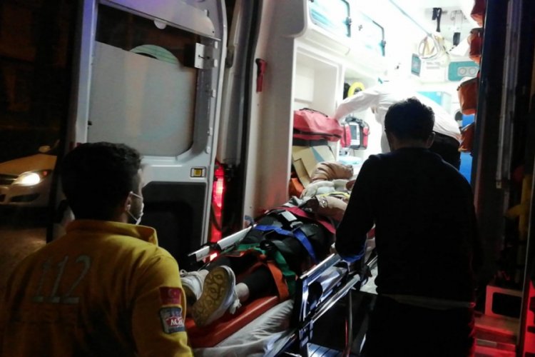 Genç kızların motosiklet macerası hastanede bitti