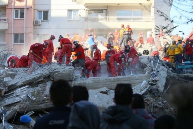 İzmir'de can kaybı 109'a yükseldi